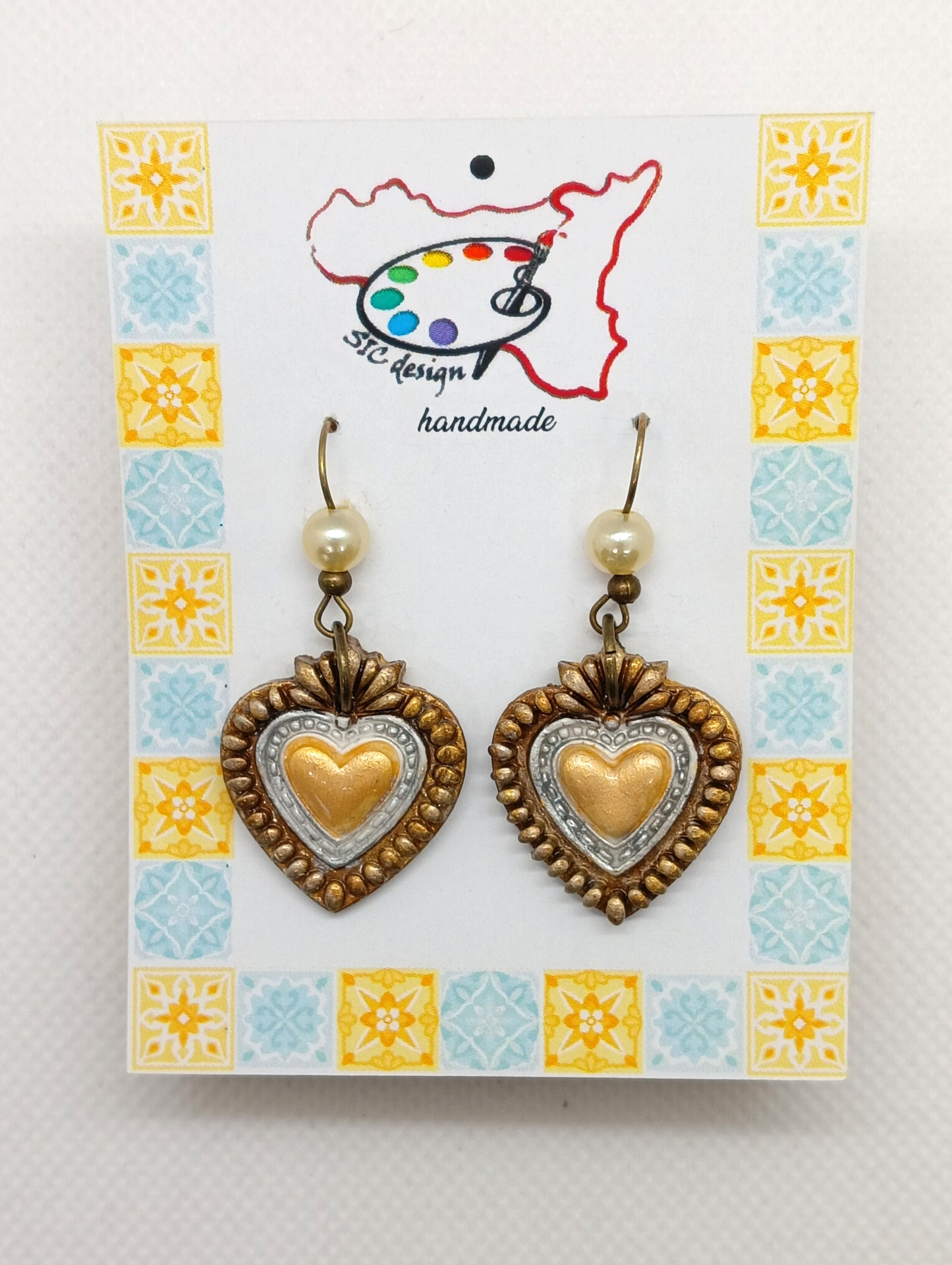 8. Orecchini dipinti a mano Cuore ex voto
