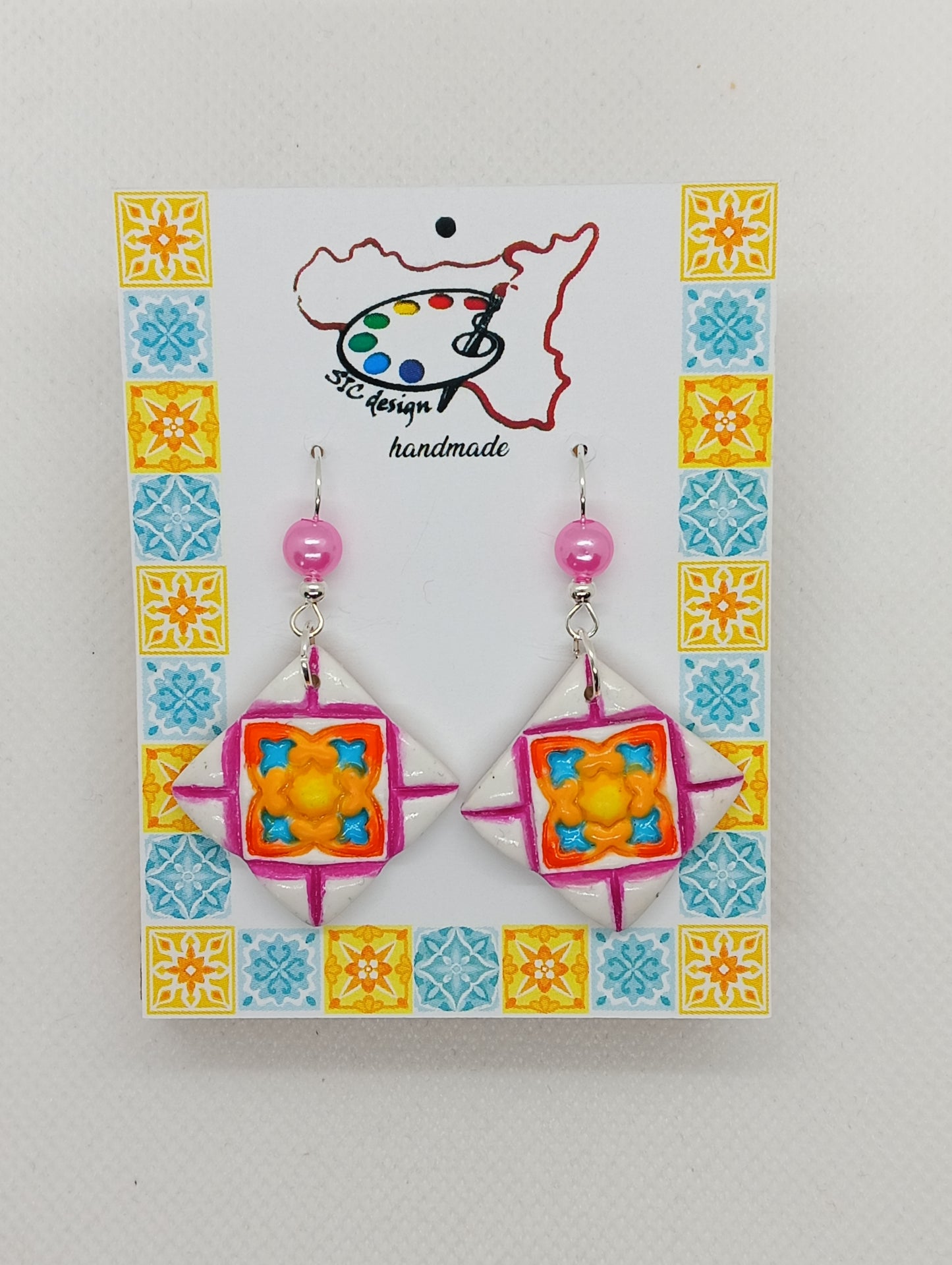 3. Orecchini artigianali dipinti a mano