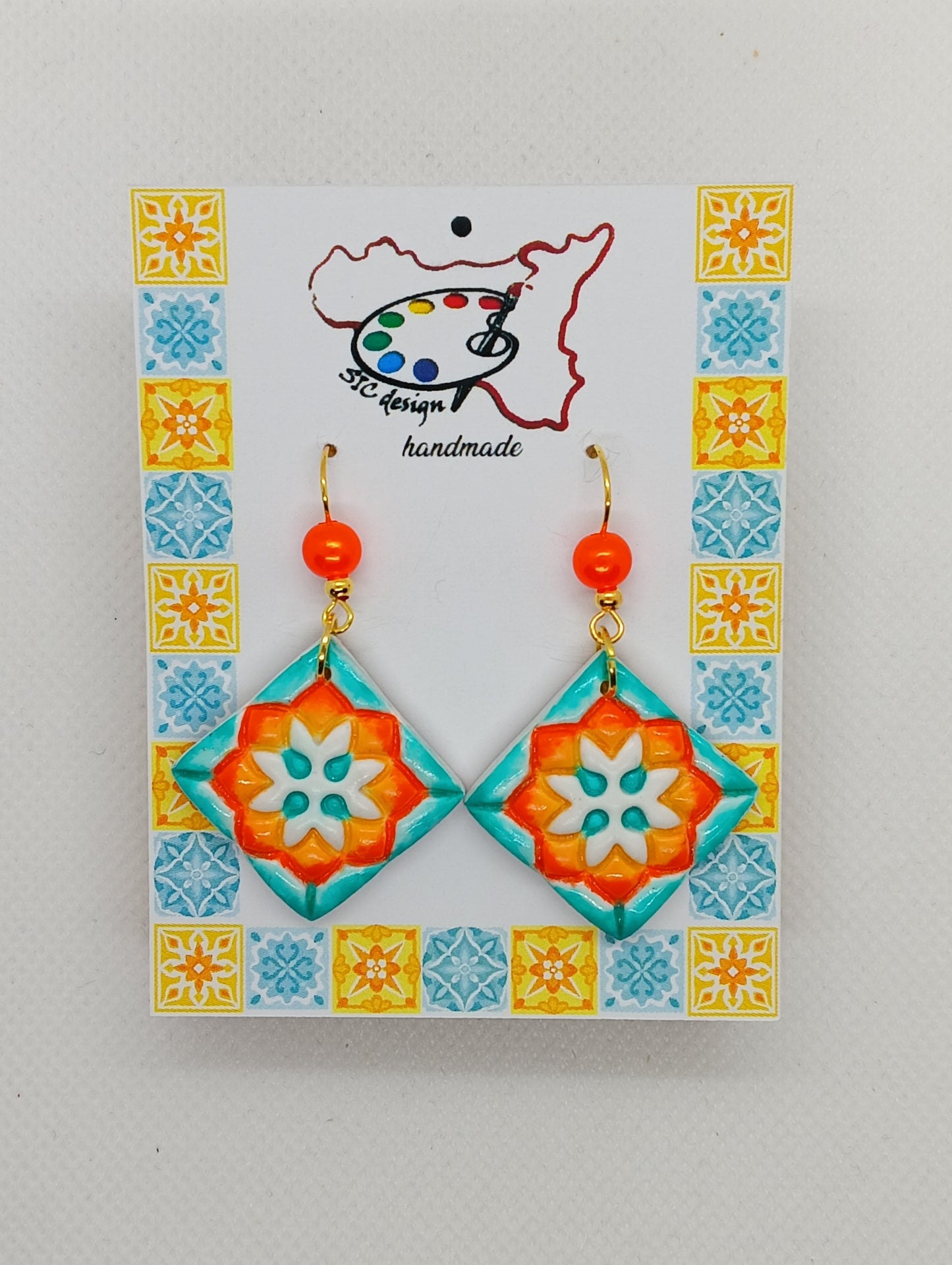 3. Orecchini artigianali dipinti a mano