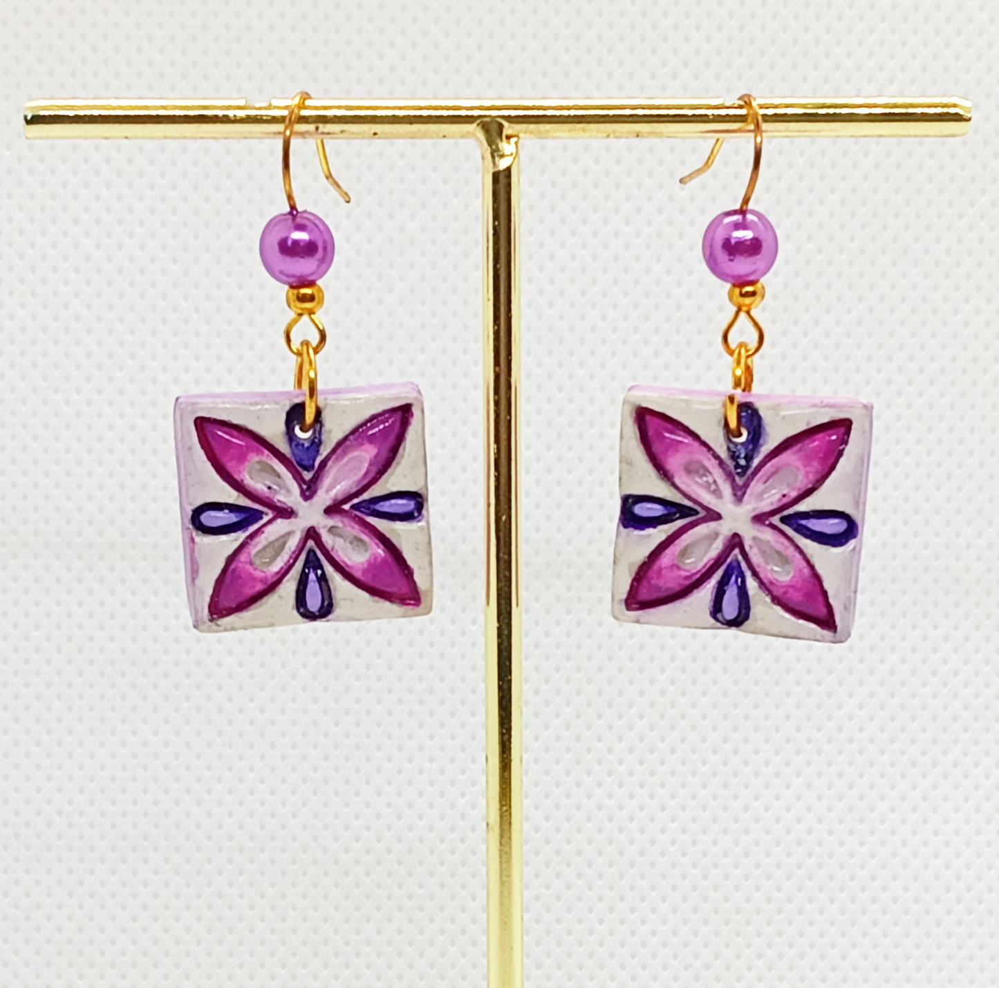 02. Set coordinato Orecchini e Bracciale Dipinti a Mano  – Petali Viola