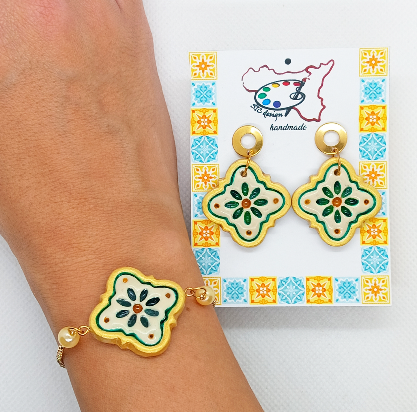 06. Set coordinato Orecchini e Bracciale Dipinti a Mano